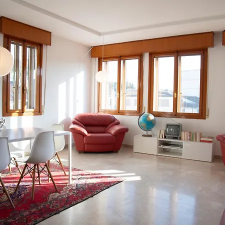 Apartment Il *